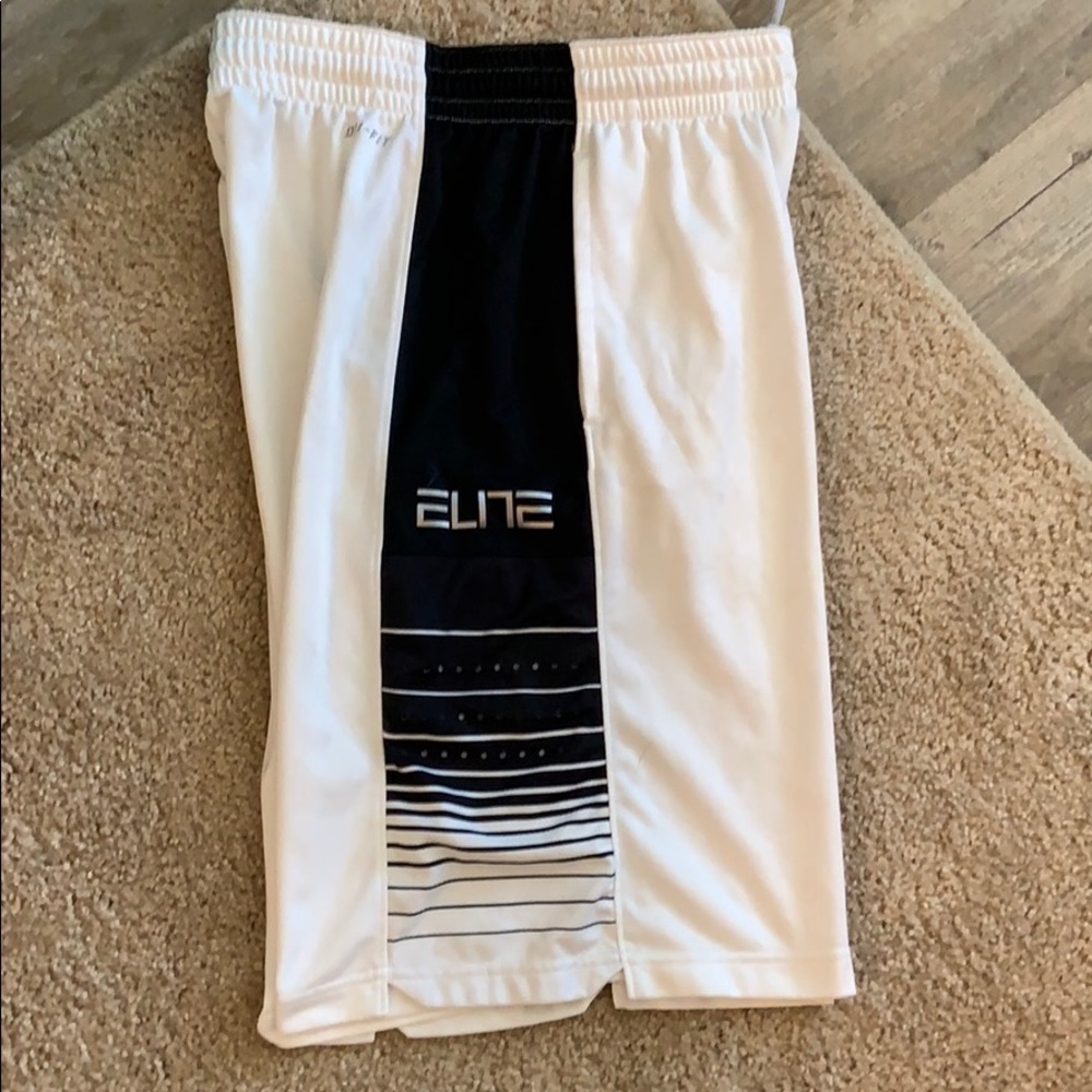 Nike ELITE Basketball shorts